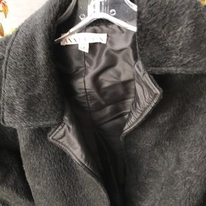 Black very vintage Anne Klein 6o% alpaca / 40 wool jacket 100%silk lined size S